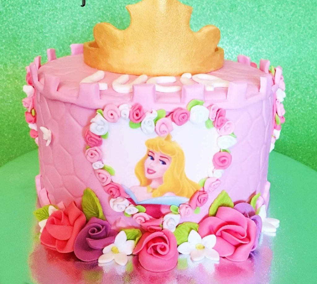 tarta recortada biende la bella durmiente princesa aurora aurora princess cake fondant cake tarta fondant de princesas impresion comestible 1